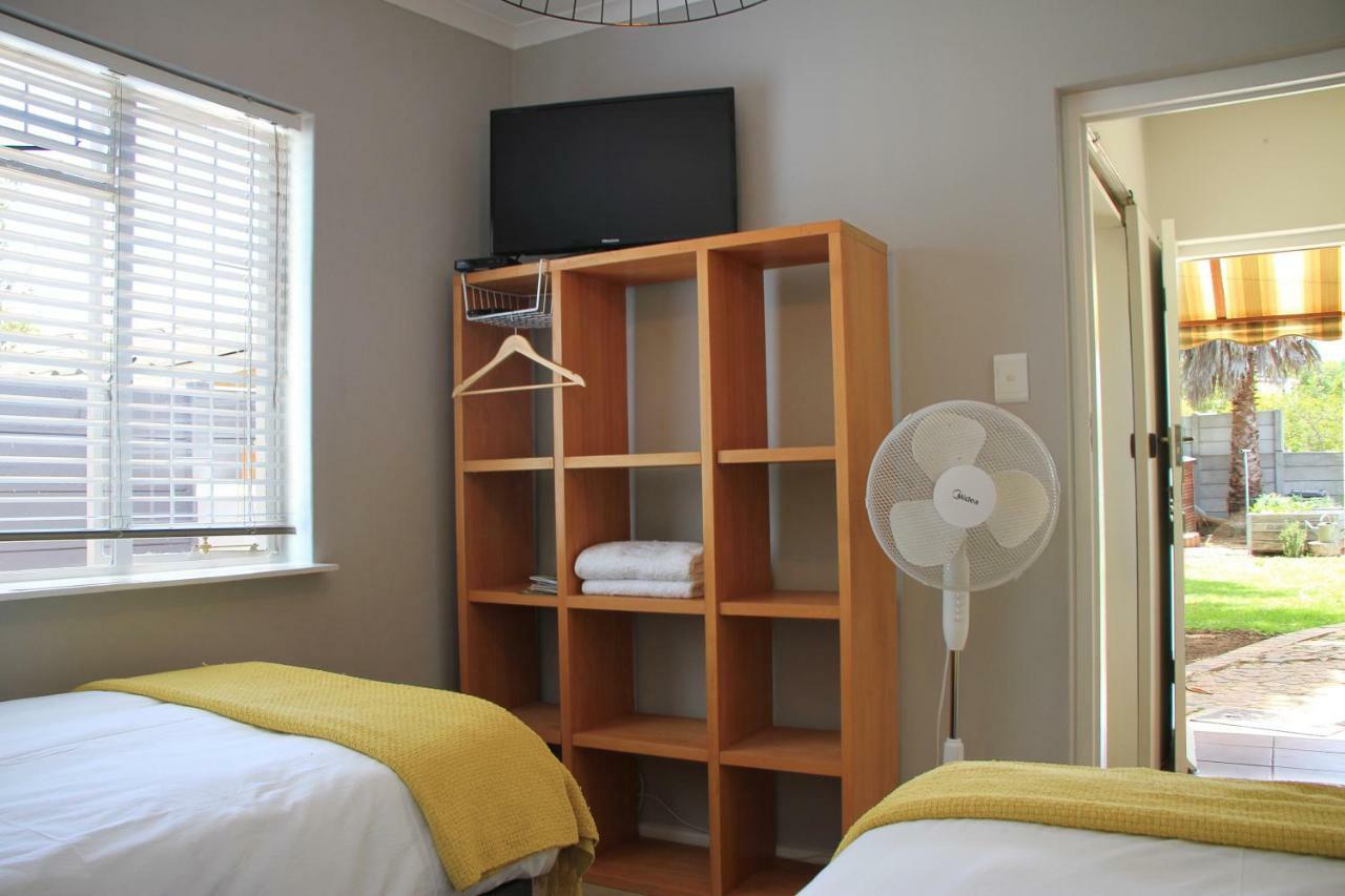 Olive Tree Private Rooms In Stellenbosch- No Load Shedding Exterior foto